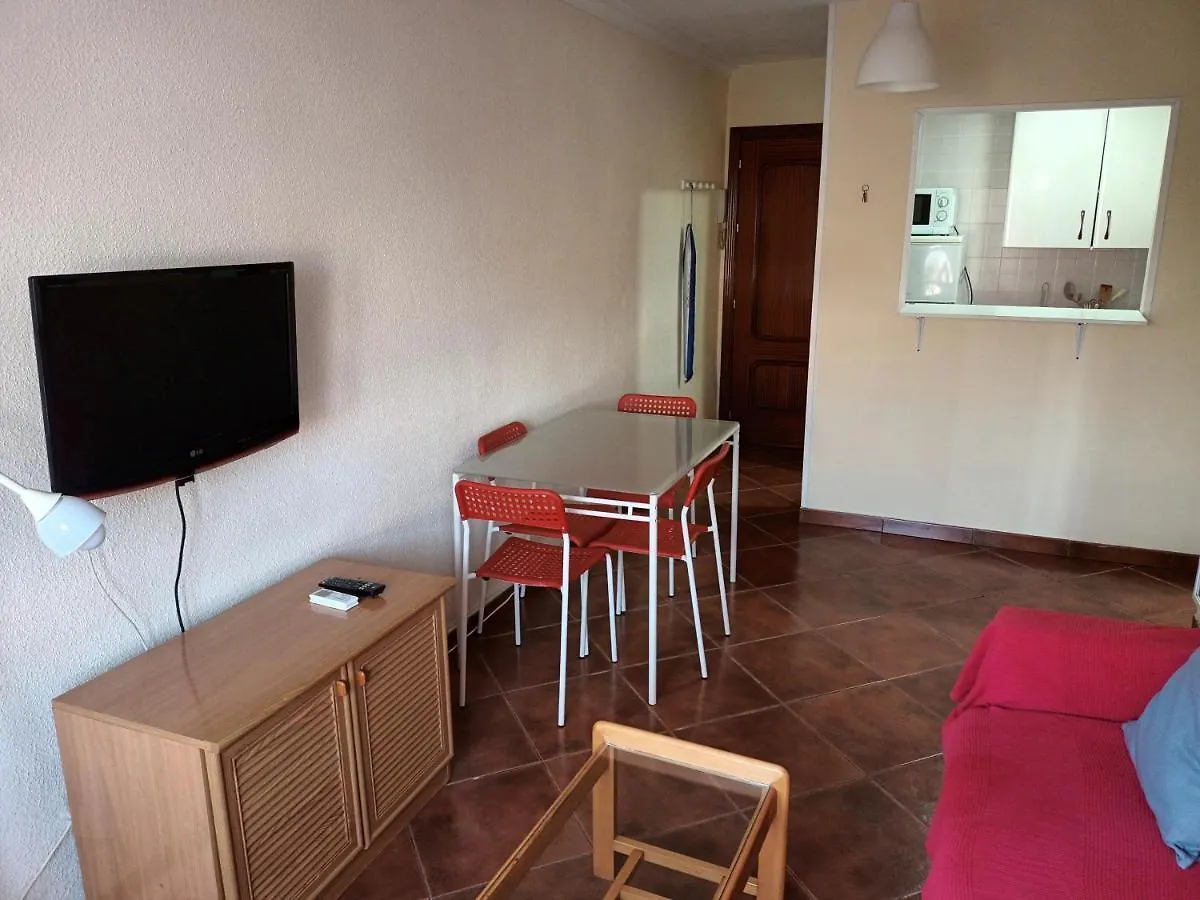 Apartamentos Vialia Sol Y Playa マラガ アパート